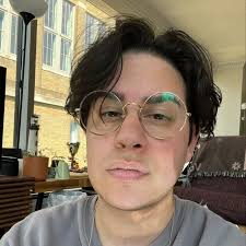 Felix Kramer (@legobutts) • Threads, Say more