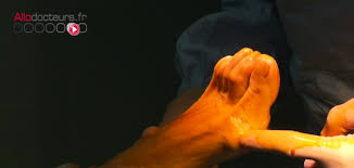Les cors aux pieds peuvent être gênants et douloureux. Chirurgie Du Pied Quand Faut Il Operer
