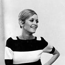 Bobs are a classic haircut that will truly never go out of style. Twiggy News Tips Guides Glamour