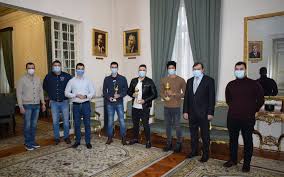 Relaţii suplimentare la universitatea de medicină. Universitatea De Medicina Si Farmacie Carol Davila Home Facebook