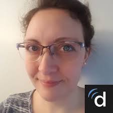 Nora Bennett's Instagram, Twitter & Facebook