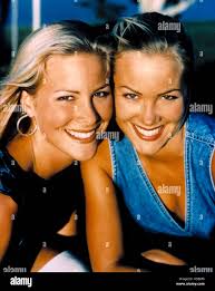 SWEET VALLEY HIGH, Brittany Daniel & Cynthia Daniel, Season 1. 1994