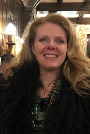 Sandy Swan's Instagram, Twitter & Facebook