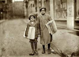 Newsies, the movie from walt disney studios, was a major influence in the writing of calling extra. The Newsboys Strike 1899 Photos Historiques D Interessants Sites Grandes Photos Enfant