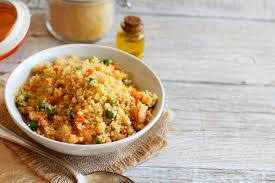 Non vi resta che sgranare il cous cous. Couscous Di Calamari Gamberi E Verdure Una Golosita Da Mille E Una Notte
