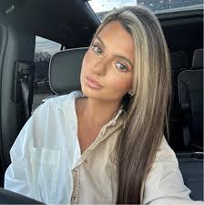 Megan Hudnall's Instagram, Twitter & Facebook