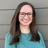 Lora Walsh's Instagram, Twitter & Facebook