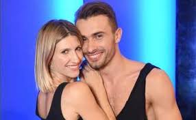 Пара после проекта встречалась, потом женилась, а на днях красотка родила никите сына. Holostyak 9 Nikita Dobrynin Otkrovenno Rasskazal Pochemu Razvelsya S Zhenoj Tv Ua