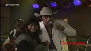 Download their official mobile app for your cellular or tablet. Se Lo Comen A Besos Huapango Lalo Mora Youtube