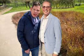 Tweelingbroers Eddy en Stefaan zijn samen een eeuw oud, maar daar had geen  enkele dokter geld op durven zetten (Brakel)