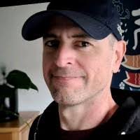 Daniel Senese's Instagram, Twitter & Facebook