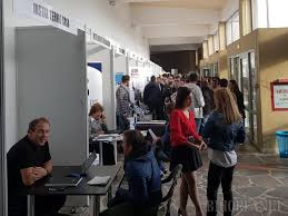 Experiența de muncă de la 1 an. Joburi Multe Pretendenti Mai Putini La Bursa Locurilor De Munca