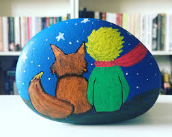 Tasboyama Dekorasyon Tas Stone Paint Painting Siir Kucukprens Kitap Littleprince Sozler Guzelsozler Mavi Dekor Tas Bo Dekor Painting Cizimler