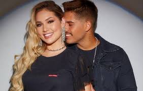 Maybe you would like to learn more about one of these? Ze Felipe Faz Musica Para Filho Com Virginia Fonseca E Emociona O Fuxico