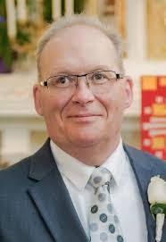 Russell Koenig's Instagram, Twitter & Facebook