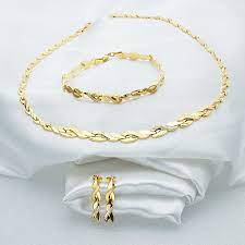 2019 ve 2020 altın set modelleri kargo ile kapında. Tassiz 8 Ayar Altin Taki Seti Bilezikci Tassiz Altin Setler