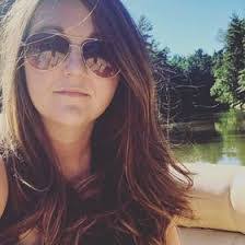 Mandy Barron's Instagram, Twitter & Facebook