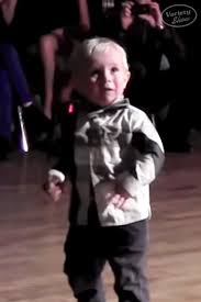 Toddler Hits Dance Floor To Perform His Favorite Elvis Hit Doing The King Proud In 2020 Kids Talent Elvis Presley Songs Dancing Baby