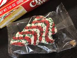 Nutritional information, diet info and calories in christmas tree cakes from little debbie. Pat Eats Garbage Food Oh Christmas Tree Cake Food Yakimaherald Com