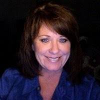 Shelly Hudnall's Instagram, Twitter & Facebook