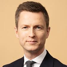 Thomas Helt's Instagram, Twitter & Facebook