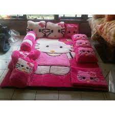 Untuk ukuran karpet 200cm×140cm bahan kami pakai rasfur alas bawah oscar isi karpet busa dengan tebal 40mm. Karpet Karakter Hello Kitty Full Set Kasur Bayi Elevenia