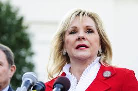 Oklahoma withdraws from Common Core standards