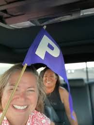 Kim Bunton's Instagram, Twitter & Facebook