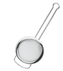 Thanks to its fine mesh this utensil is perfect for straining passing or blanching as well as for dusting with icing sugar and sifting flour. R Sle 95166 Kitchen Strainer Fine Mesh Buy Online In Andorra At Andorra Desertcart Com Productid 55102453