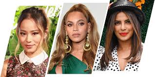 Her hair length is medium and has an excellent quality. 6 Prettiest Highlights For Dark Brown Hair Brown Hair Highlight Ideas