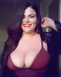 ci schmidt plus model cischmidtsworld added a photo to their instagram account ig has been so harsh on me lately so i d like you t in 2021 model bra frankie