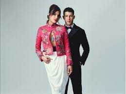 Priyanka chopra & nick jonas look stunning as they attend brother siddharth's roka. Priyanka Chopra Heads Back To La To Help Injured Nick Jonas As He Hosts Billboard Music Awards Hollywood Gulf News