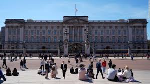 A Look Inside Buckingham Palace S 500 Million Refurbishment Cnn