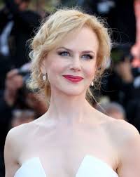 žena širom sveta se svakoga dana podrgavaju plastičnim