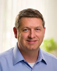 Kurt Hesse's Instagram, Twitter & Facebook