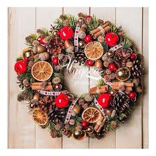 как украсить входную дверь на новый год своими руками Pin Ot Polzovatelya Janina Na Doske Christmas Wreath Rozhdestvenskie Venki Svoimi Rukami Prazdnichnye Venki Rozhdestvenskie Podelki
