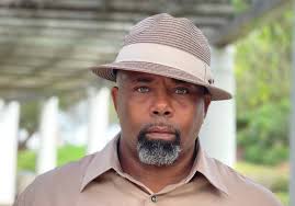 Darren Sherrill's Instagram, Twitter & Facebook