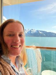 What are recommendations for cooling dog pads or beds with a small pillow  for a dog with CHF in Florida?