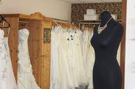 Secondella ist seit 45 jahren hamburgs erste adresse für luxus second hand und second season mode. Brautkleider Brautmode Brautparadies Jordan In Leer Norddeutschland Ostfriesland