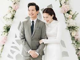 Năm 2015, anh lọt top 30 người trẻ thành đạt do tạp chí forbes bầu chọn. Kinh Nghiá»‡m CÆ°á»›i Ä'am Há»i Hoa Háº­u Ä'áº·ng Thu Tháº£o Xinh NhÆ° Thien Tháº§n Trong Ä'am Há»i Bi Máº­t