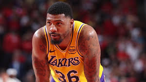 NBA: Marcus Smart fez falta na pista no final de um FT importante.