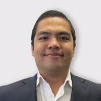 Martin Guinto's Instagram, Twitter & Facebook