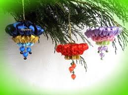 как сделать игрушки на новый год своими руками видео Novogodnie Igrushki Na Yolku Svoimi Rukami Yolochnye Igrushki Shariki Kanzashi Lerita Rozhdestvenskie Ukrasheniya Ornamenty Rozhdestvenskoj Elki Prazdnichnye Podelki