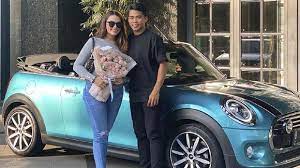 Hanya saja, tidak dijelaskan pelanggaran apa yang membuat eks bhayangkara fc sampai didepak dari skuad timnas indonesia. Nurhidayat Eks Timnas U 19 Beri Kado Mini Cooper Untuk Pacar