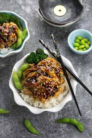 There's just one extra small step after the chicken and veggies are done cooking, and that's thickening the teriyaki sauce on the stovetop by whisking in just a touch of arrowroot powder. Slow Cooker Teriyaki Chicken Paleo Low Carb Keto Option