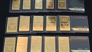 So, one troy ounce of 14k gold will weigh 31.1 grams on an ordinary centigram balance. Gold Prices Hit Us 2 000 An Ounce For First Time Ctv News