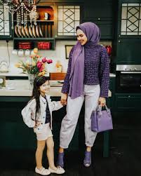 Aaisyah dhia rana before fame. Hiburan Ig Aaisyah Dhia Rana Promosi Produk Besarkan Aset Wanita Che Ta Dikecam Netizen