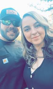 Madelyn Flowers's Instagram, Twitter & Facebook