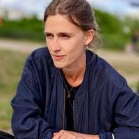 Jana Otto's Instagram, Twitter & Facebook