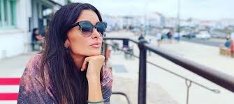 Jenifer hát dở à? Người hâm mộ đang bênh vực cô ấy!